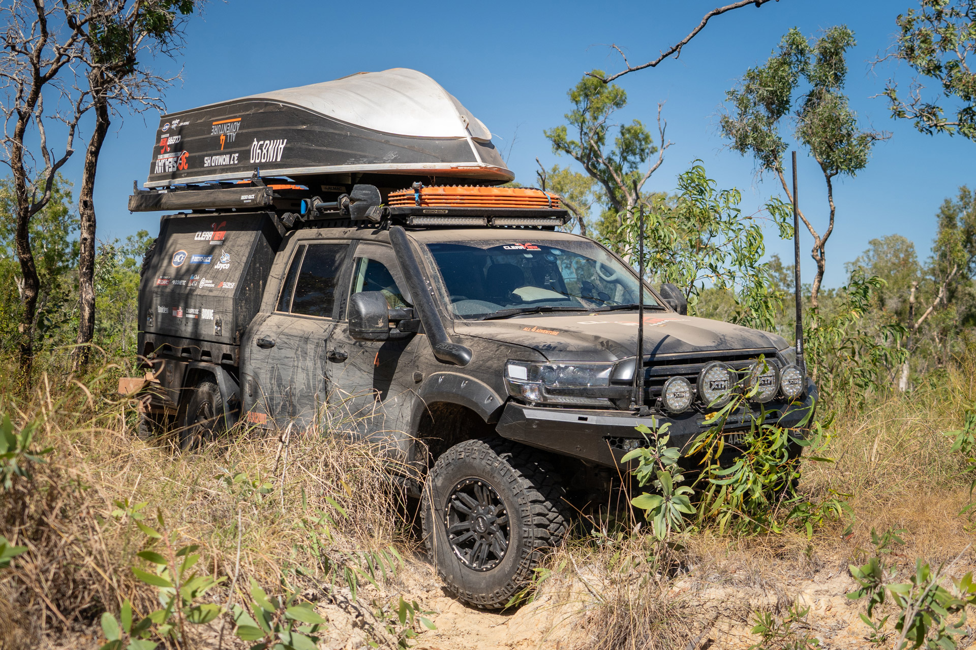 All 4 Adventure 200 Series LandCruiser offroad in scrub with Vapour wheels