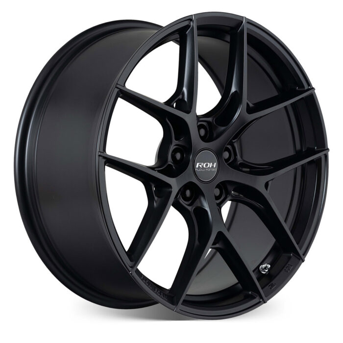 RF6 black flow forged wheel on more angle